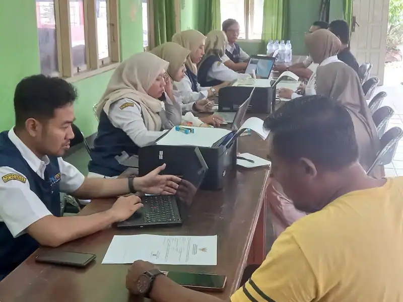 Layanan Jemput Bola Buka Akses Solar Subsidi bagi Nelayan Karimunjawa