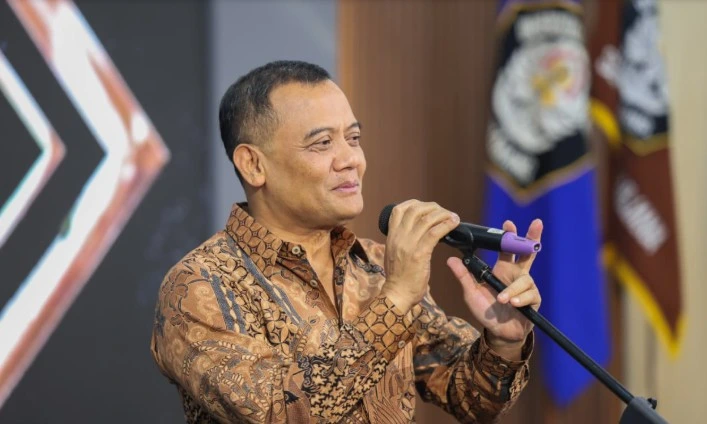 Gubernur Jawa Tengah Ahmad Luthfi memberikan arahan terkait percepatan izin HGB Kawasan Industri Batang guna mendukung iklim investasi.