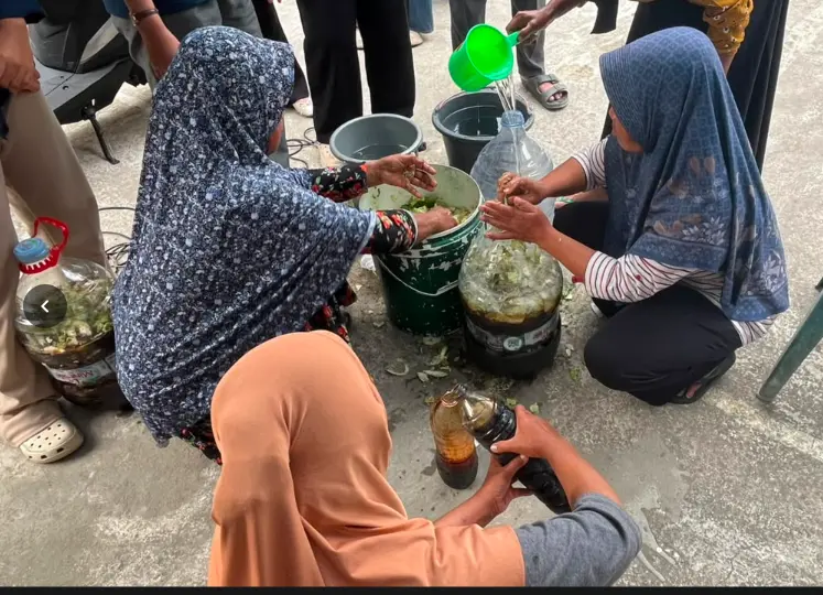Rahasia Rumus 1:3:10! Cara Membuat Eco Enzyme Pengganti Sabun