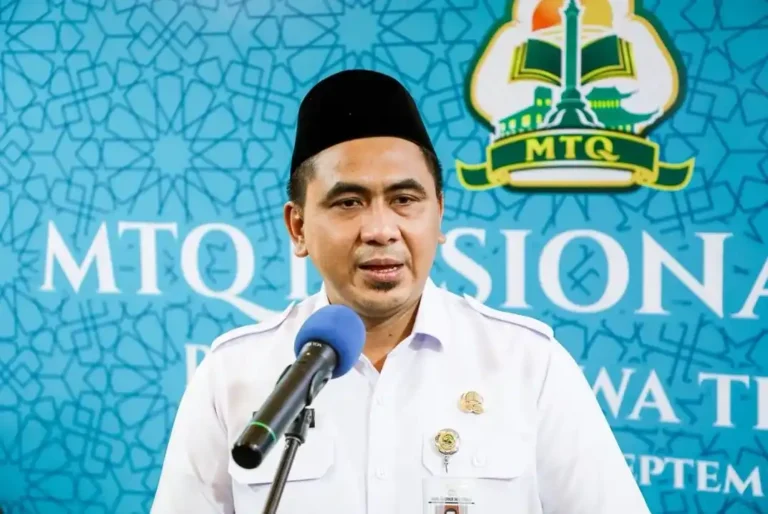 Wakil Gubernur Jawa Tengah Taj Yasin Maimoen berbicara di depan mikrofon terkait kesiapan dan proyeksi ekonomi MTQ Nasional 2026 di Jateng.