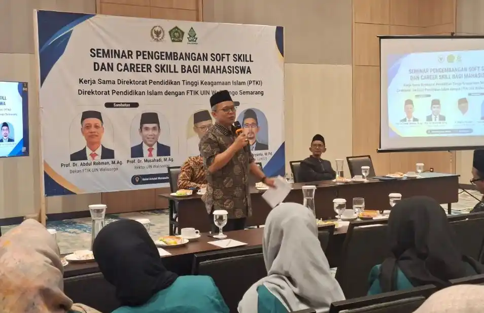 Hadapi Tantangan Dunia Kerja Era AI, Mahasiswa Wajib Miliki Portofolio Nyata