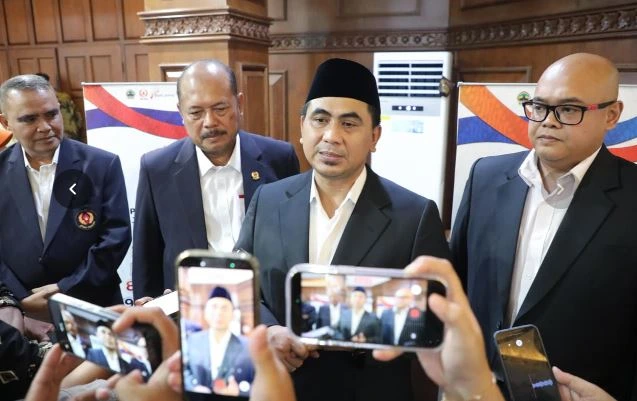 Wakil Gubernur Jawa Tengah Taj Yasin Maimoen memberikan keterangan pers kepada wartawan terkait kesiapan penyelenggaraan Porprov Jateng 2026 di Semarang.
